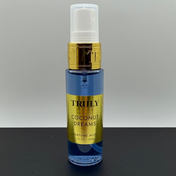 TRULY Other - Truly Coconut Dreams Perfume Mist -